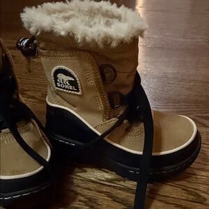 Sorel kids Brown and Black Winter Boots